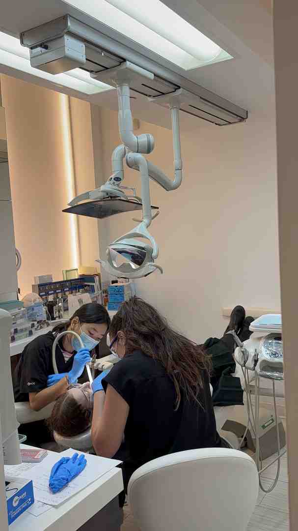 A Practical Guide to Chipped Tooth Repair Options
