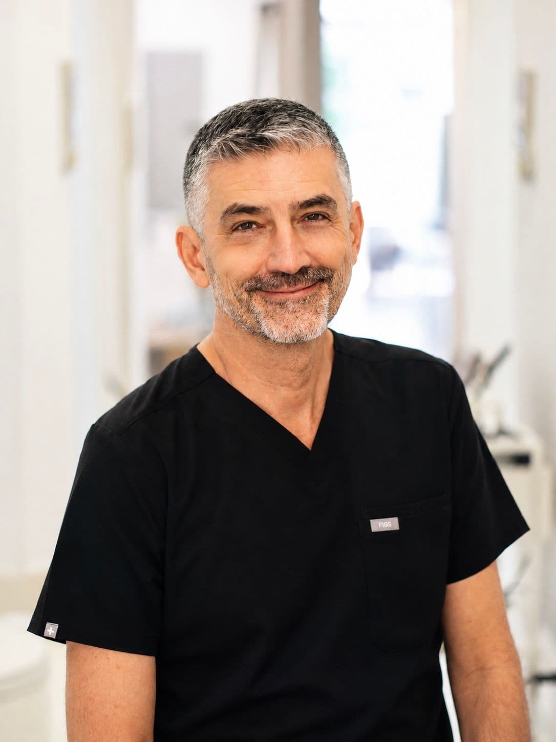 Dr. Igor Chikunov